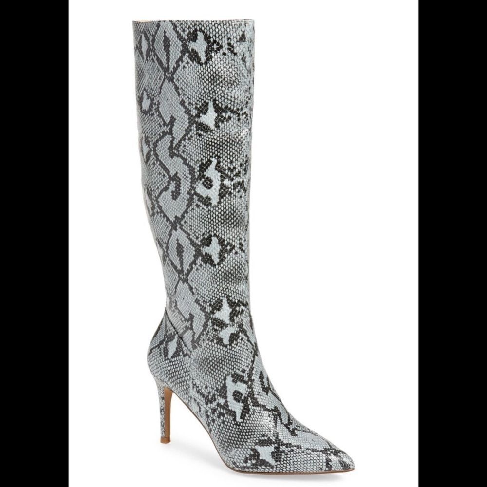 NWOB STEVE MADDEN Kinga Embossed Knee High Boot